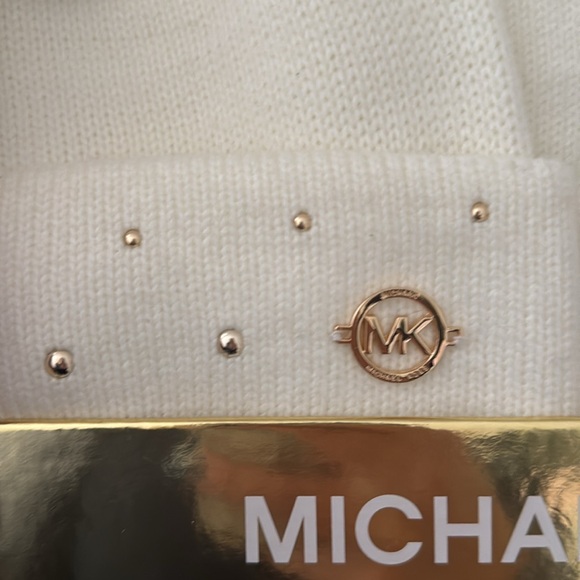 Michael Michael Kors Women's Cable Knit Scarf and Beanie Set - Picture 3 of 4